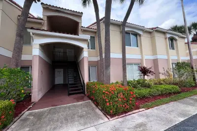 815 W Boynton Beach Blvd #11-107, Boynton Beach: photo 1 of 31