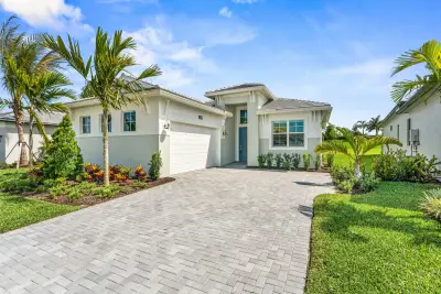 5105 Rivo Alto Cir, Westlake: photo 1 of 55