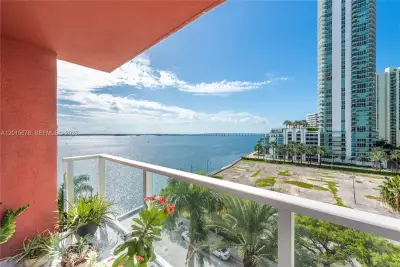 1155 Brickell Bay Dr #609, Miami: photo 1 of 39