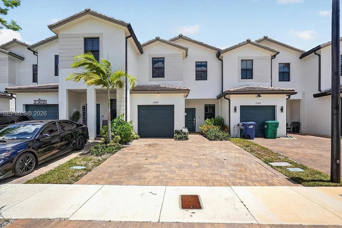 23029 SW 128th Pl, Miami: photo 1 of 39