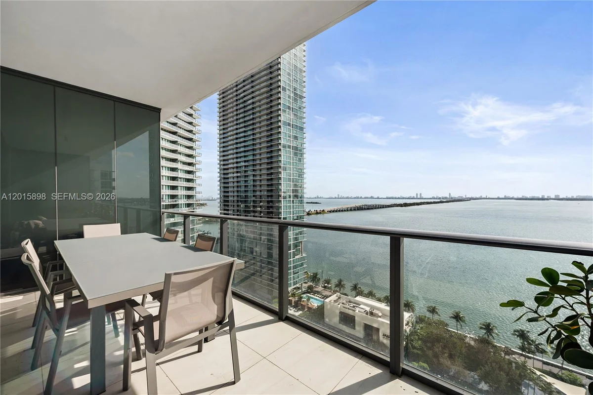 480 NE 31st St #1802, Miami: photo 1 of 50