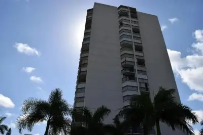 2425 Presidential Way #1905, West Palm Beach: photo 1 of 23