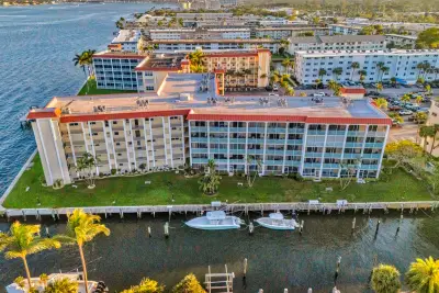 105 Paradise Harbour Blvd #108, North Palm Beach: photo 1 of 36