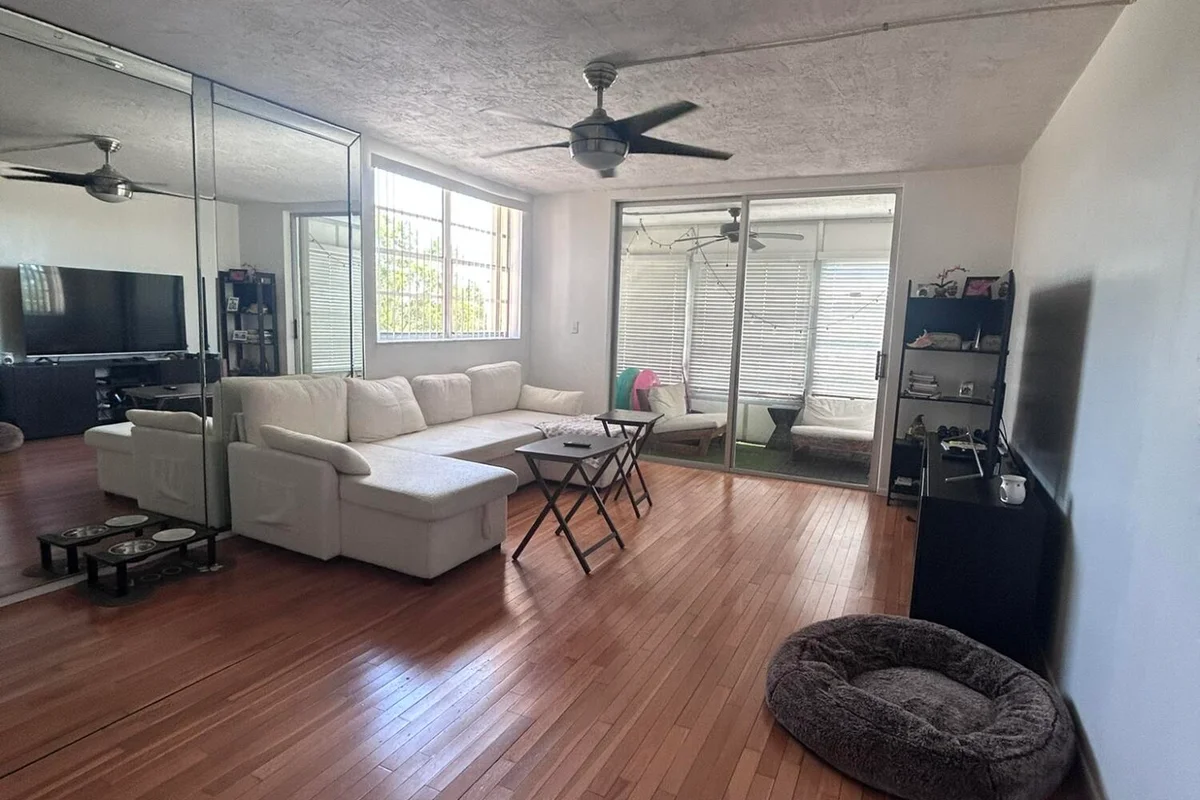 7300 NW 17th St #402, Plantation: photo 1 of 22