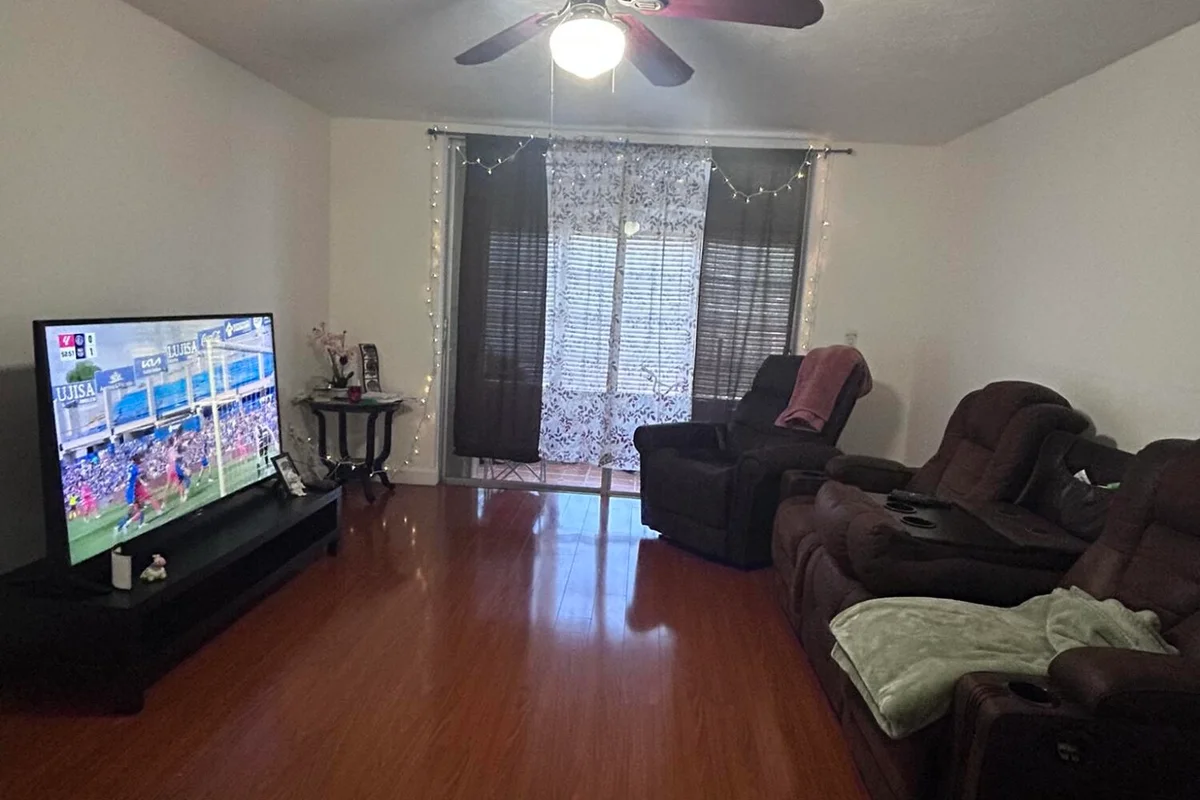 7300 NW 17th St #121, Plantation: photo 1 of 24