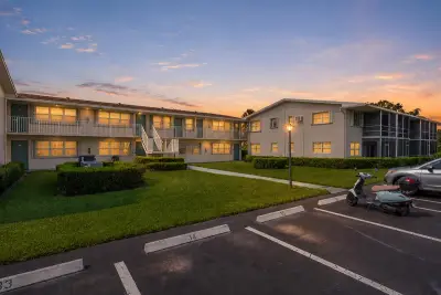 740 W Horizons W #203, Boynton Beach: photo 1 of 41