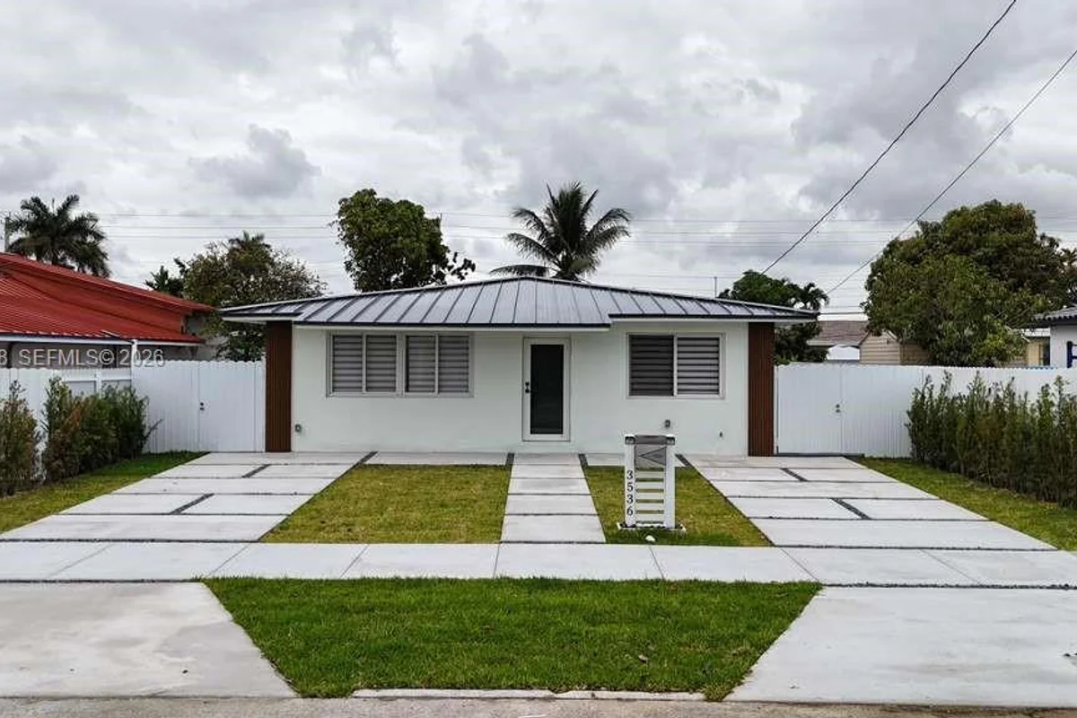 3536 NW 14th Ter, Miami: photo 1 of 28