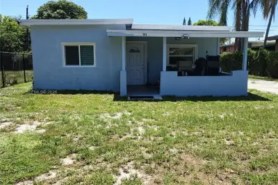 311 NW 28th Way, Fort Lauderdale: photo 1 of 21
