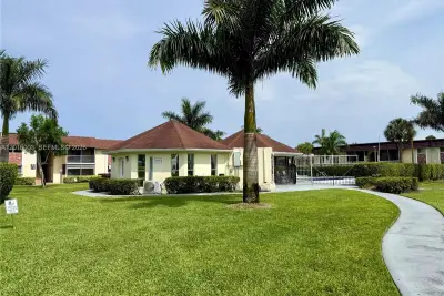 22805 SW 66th Ave #208, Boca Raton: photo 1 of 28
