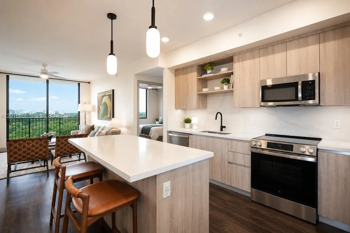 330 Catalonia Ave #328, Coral Gables: photo 1 of 14