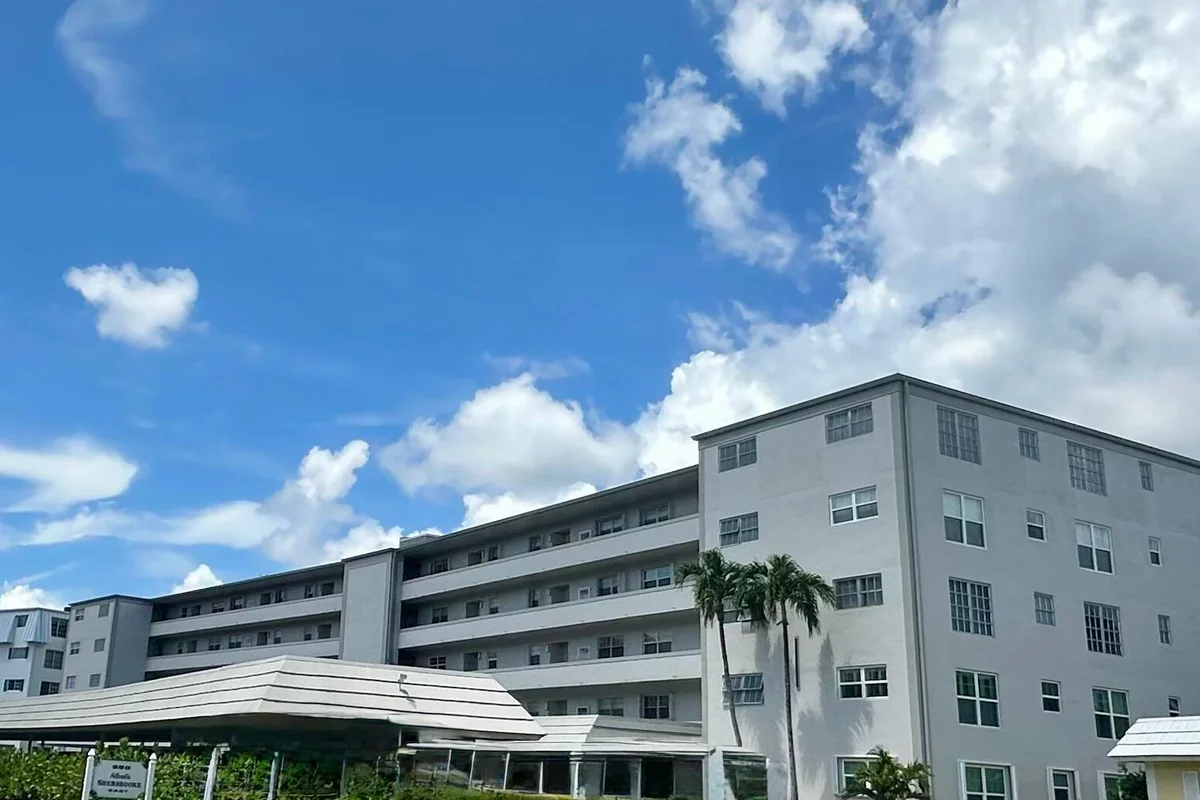 250 John F Kennedy Dr #202, Atlantis: photo 1 of 24