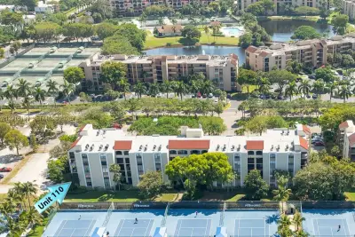 825 Egret Cir #110, Delray Beach: photo 1 of 35