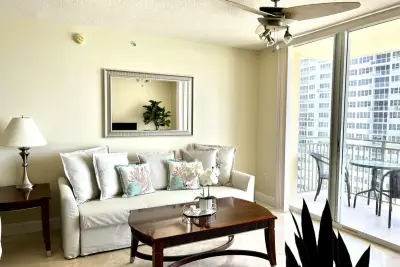 2080 S Ocean Dr #1608, Hallandale Beach: photo 1 of 7