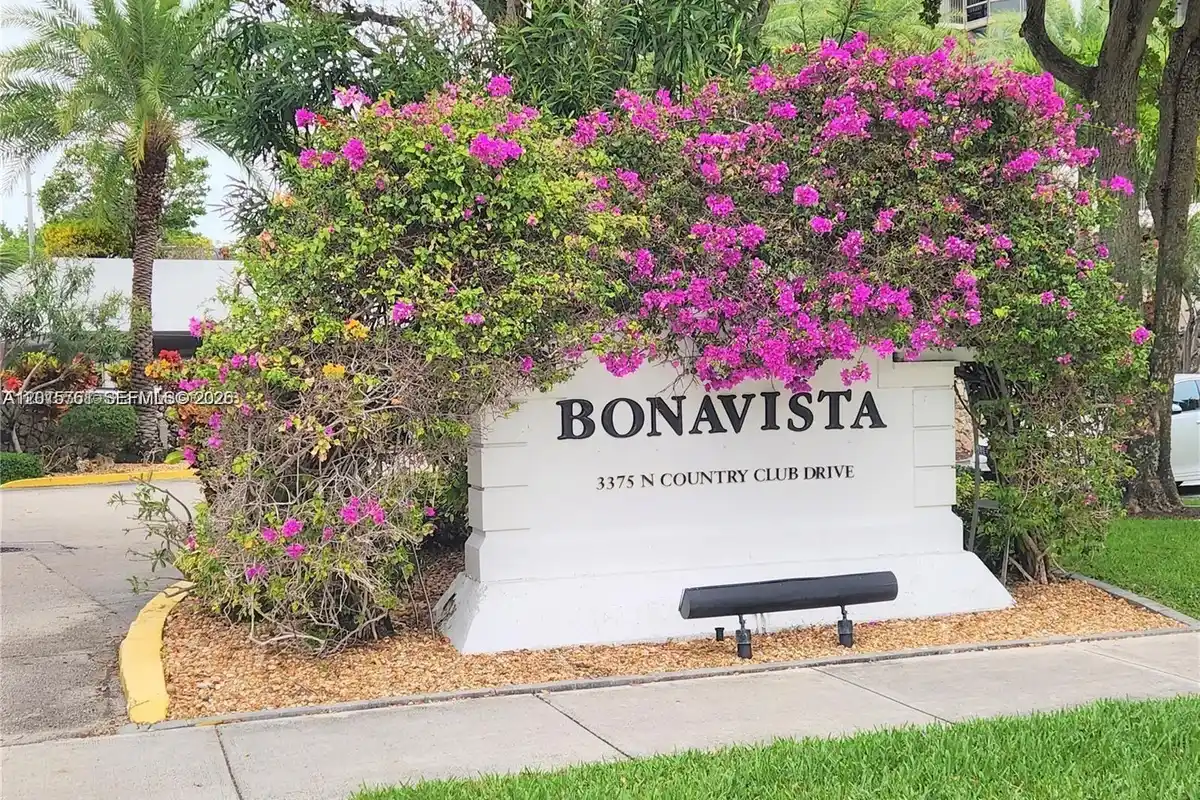 3375 N Country Club Dr #203, Aventura: photo 1 of 18