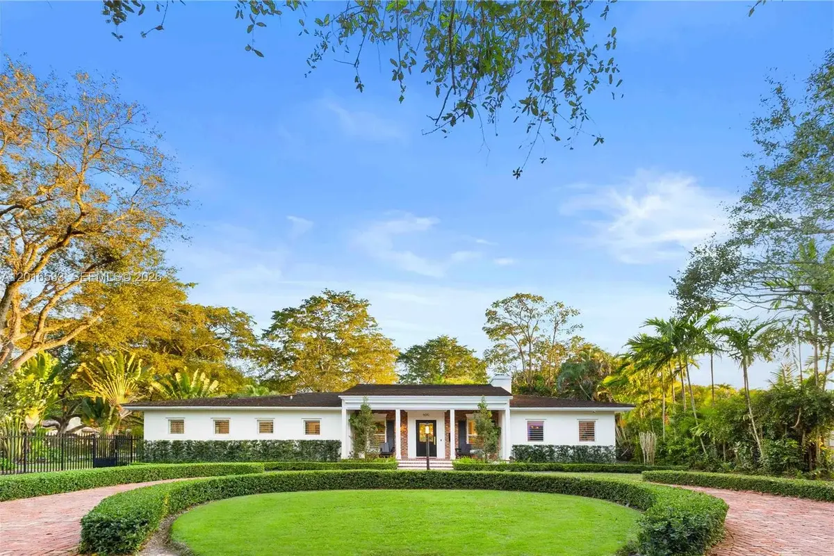 600 San Lorenzo Ave, Coral Gables: photo 1 of 50