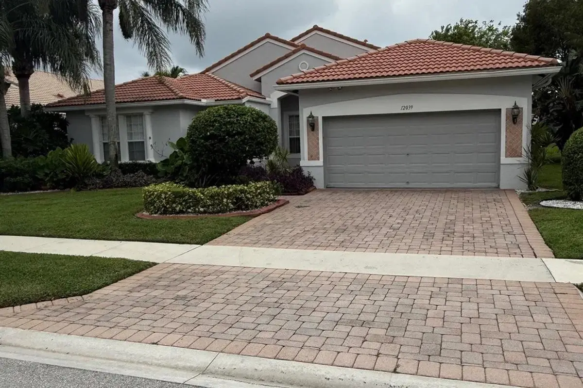 12039 Oakvista Dr, Boynton Beach: photo 1 of 25