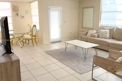 1301 NE Miami Gardens Dr #626W, Miami: photo 1 of 25