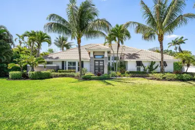 916 SW 37th Ct, Boynton Beach: photo 1 of 62