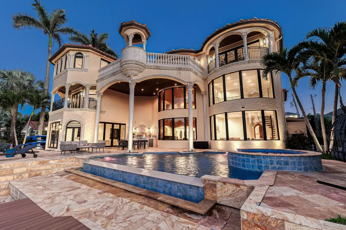 1011 Rhodes Villa Ave, Delray Beach: photo 1 of 101