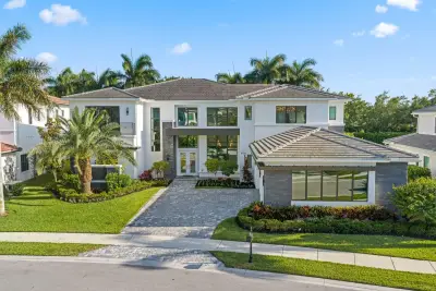 2702 NW 71st Blvd, Boca Raton: photo 1 of 76