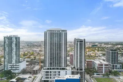 1600 NE 1st Ave #3614, Miami: photo 1 of 29