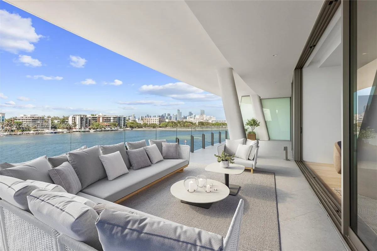 5 Grove Isle Dr #S401, Miami: photo 1 of 53