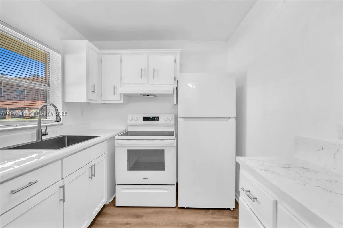 4101 NW 26th St #158, Lauderhill: photo 1 of 28