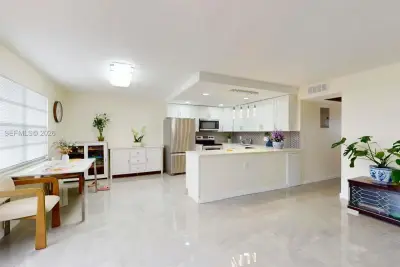 325 Wellington #G, West Palm Beach: photo 1 of 30