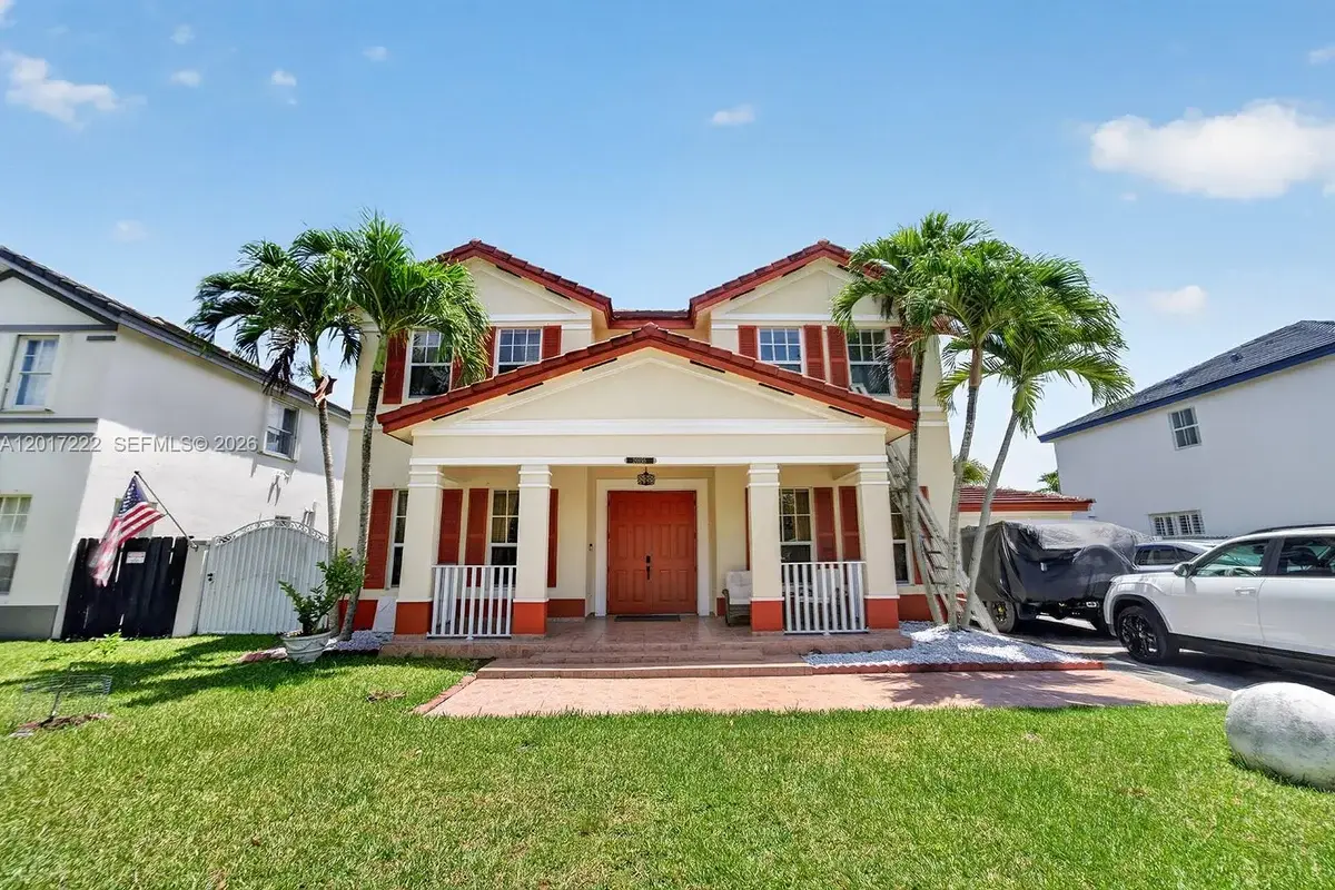 20155 SW 129th Ave, Miami: photo 1 of 68