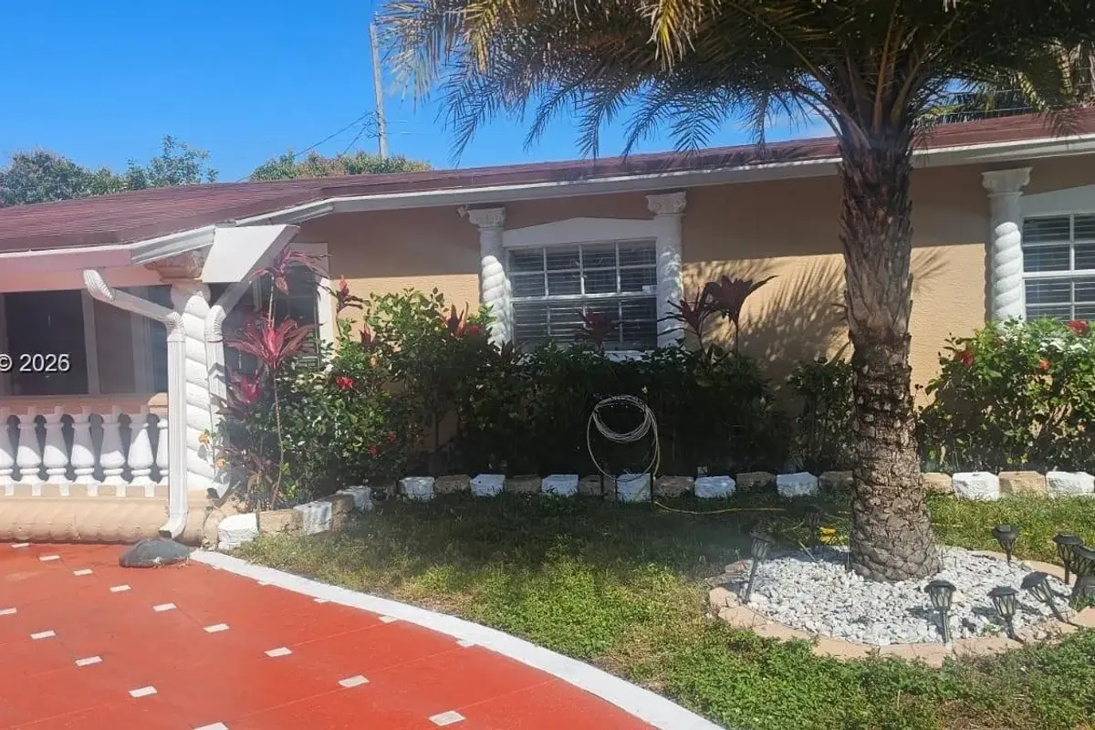 6951 SW 26th St #w, Miramar: photo 1 of 4