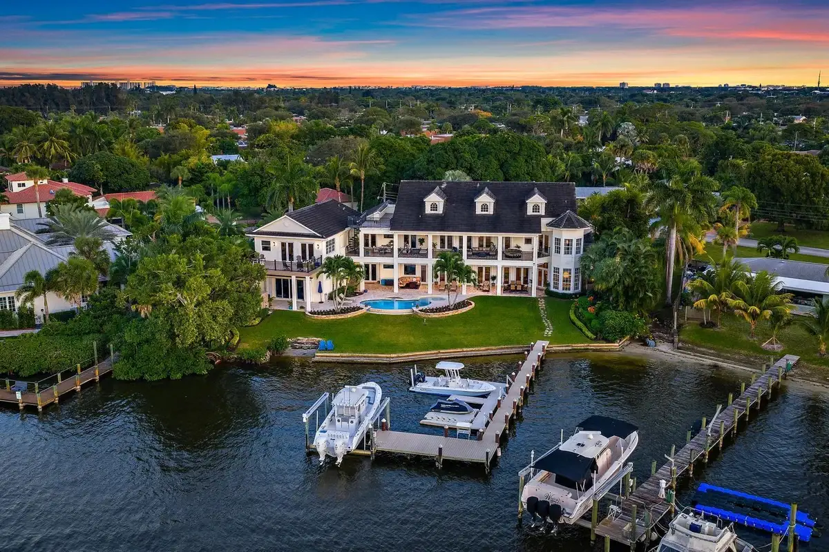 18137 Palm Point Dr, Jupiter: photo 1 of 92