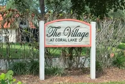 8172 S Coral Cir, North Lauderdale: photo 1 of 23