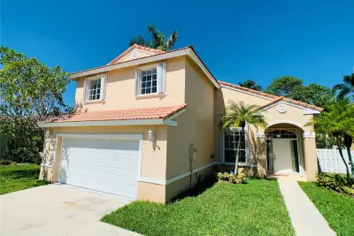 18801 NW 12th St, Pembroke Pines: photo 1 of 62