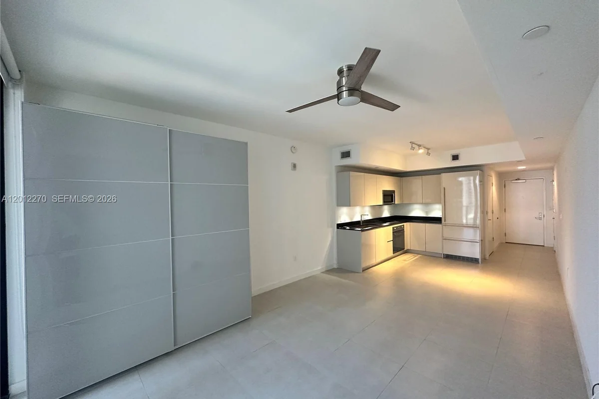 1010 Brickell Ave #1910, Miami: photo 1 of 24