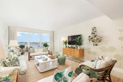1801 S Flagler Dr #1007, West Palm Beach: photo 1 of 40