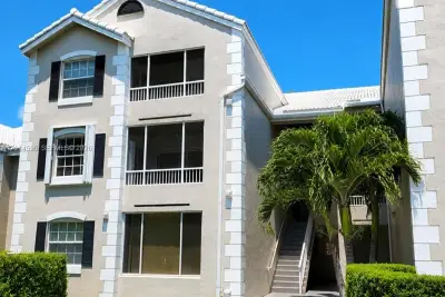 2890 N Oakland Forest Dr #203, Oakland Park: photo 1 of 15