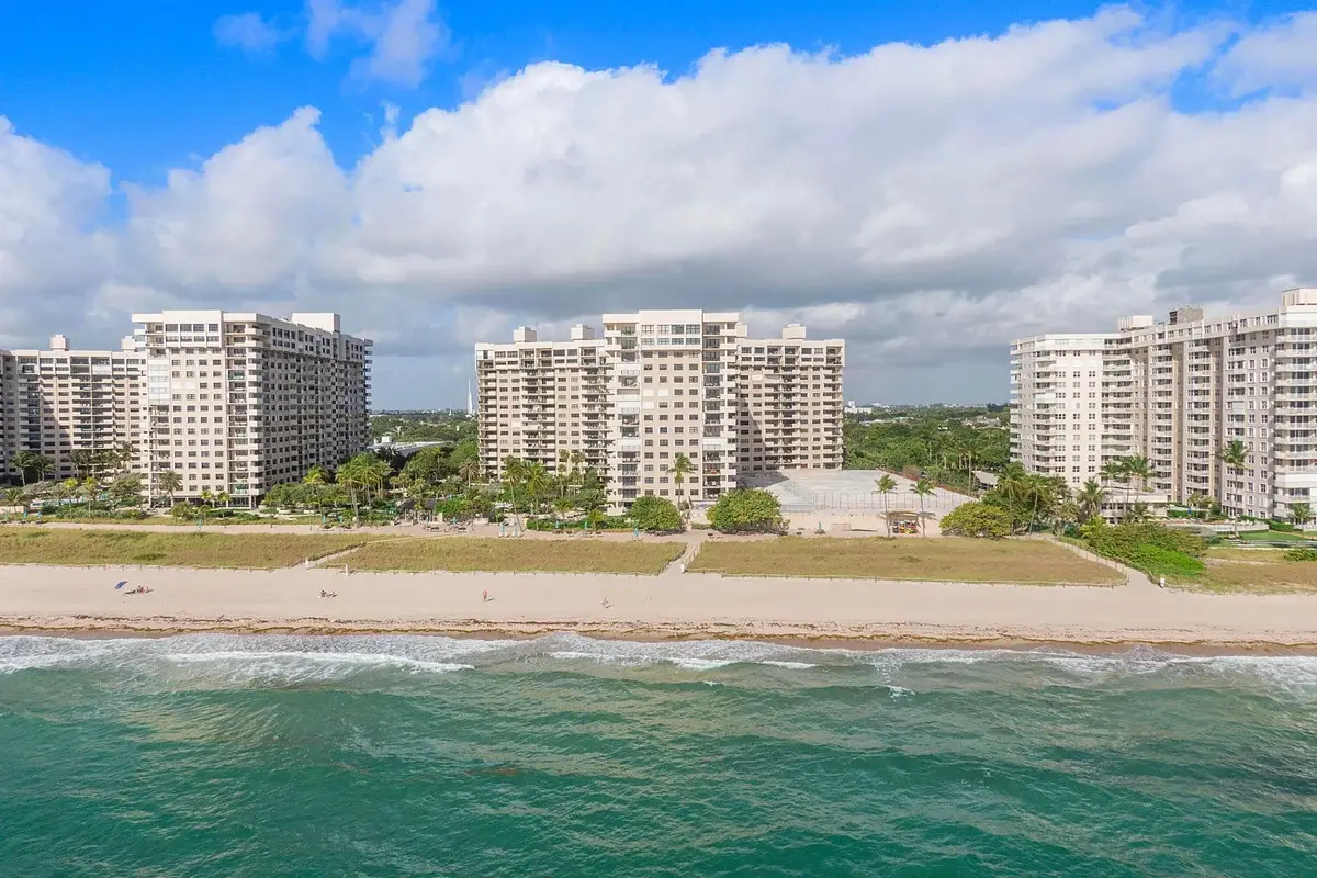 4900 N Ocean Blvd #416, Lauderdale-by-the-Sea: photo 1 of 47
