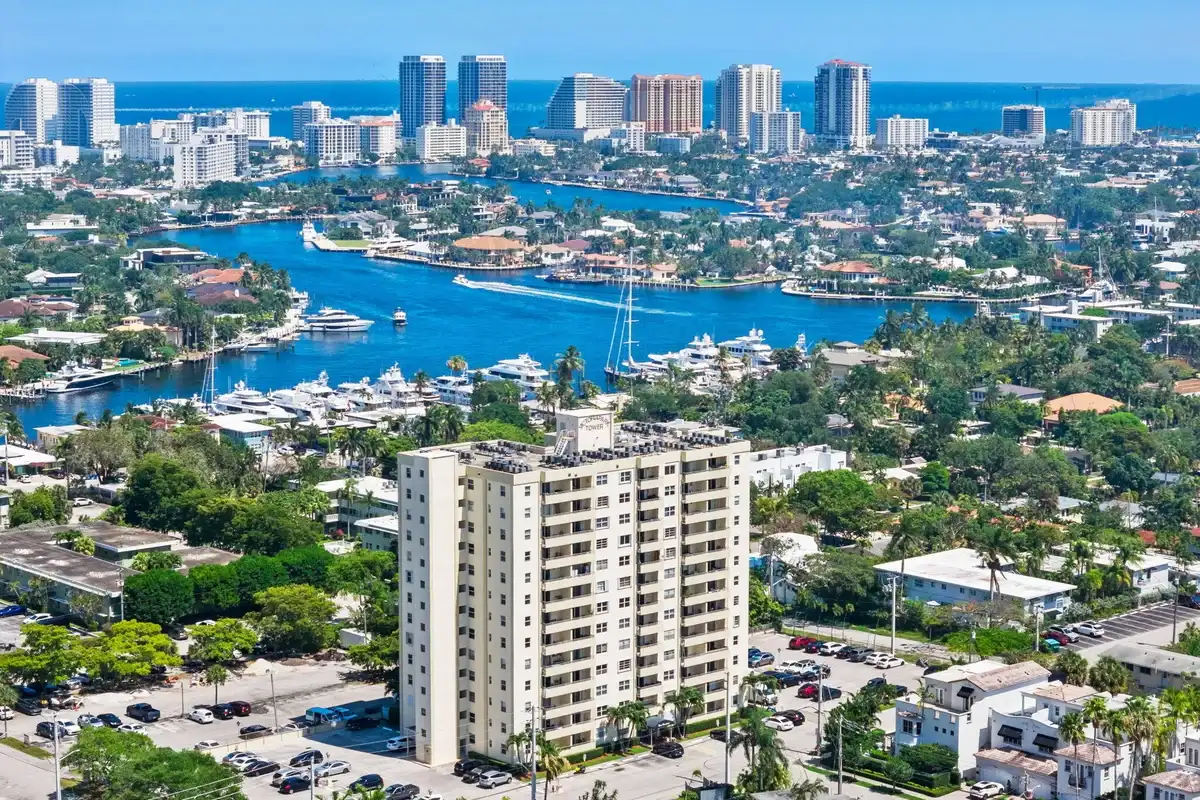 900 NE 18th Ave #1407, Fort Lauderdale: photo 1 of 53