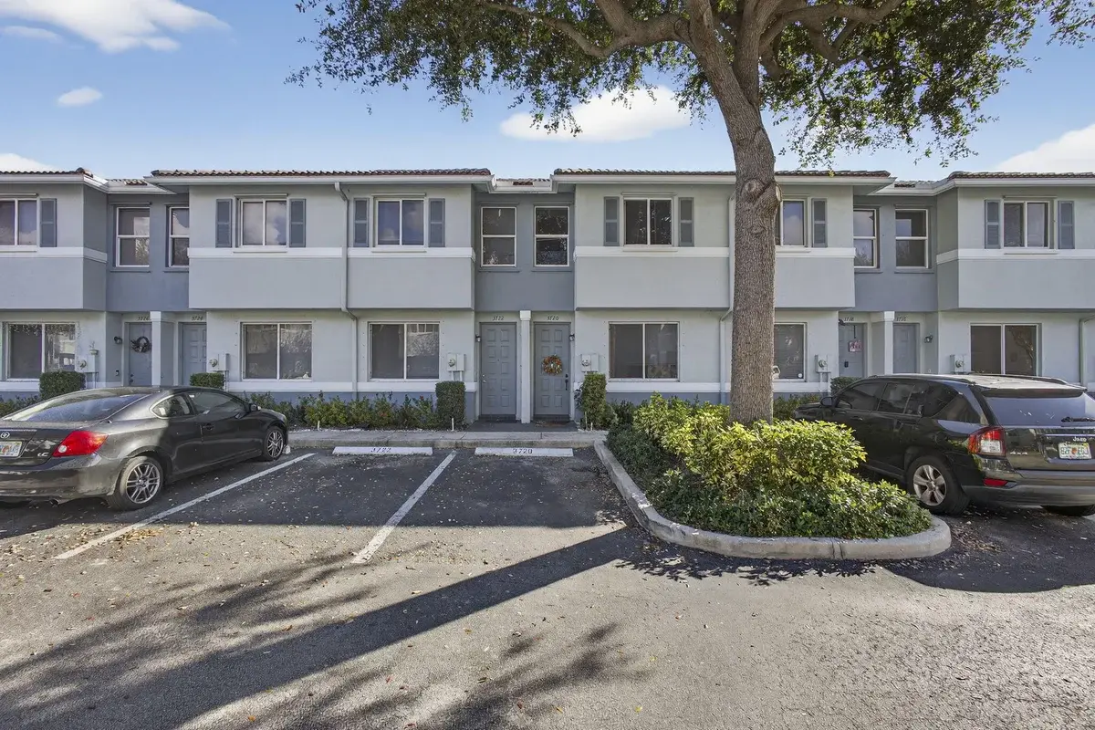 3720 Oleander Ter, Riviera Beach: photo 1 of 30