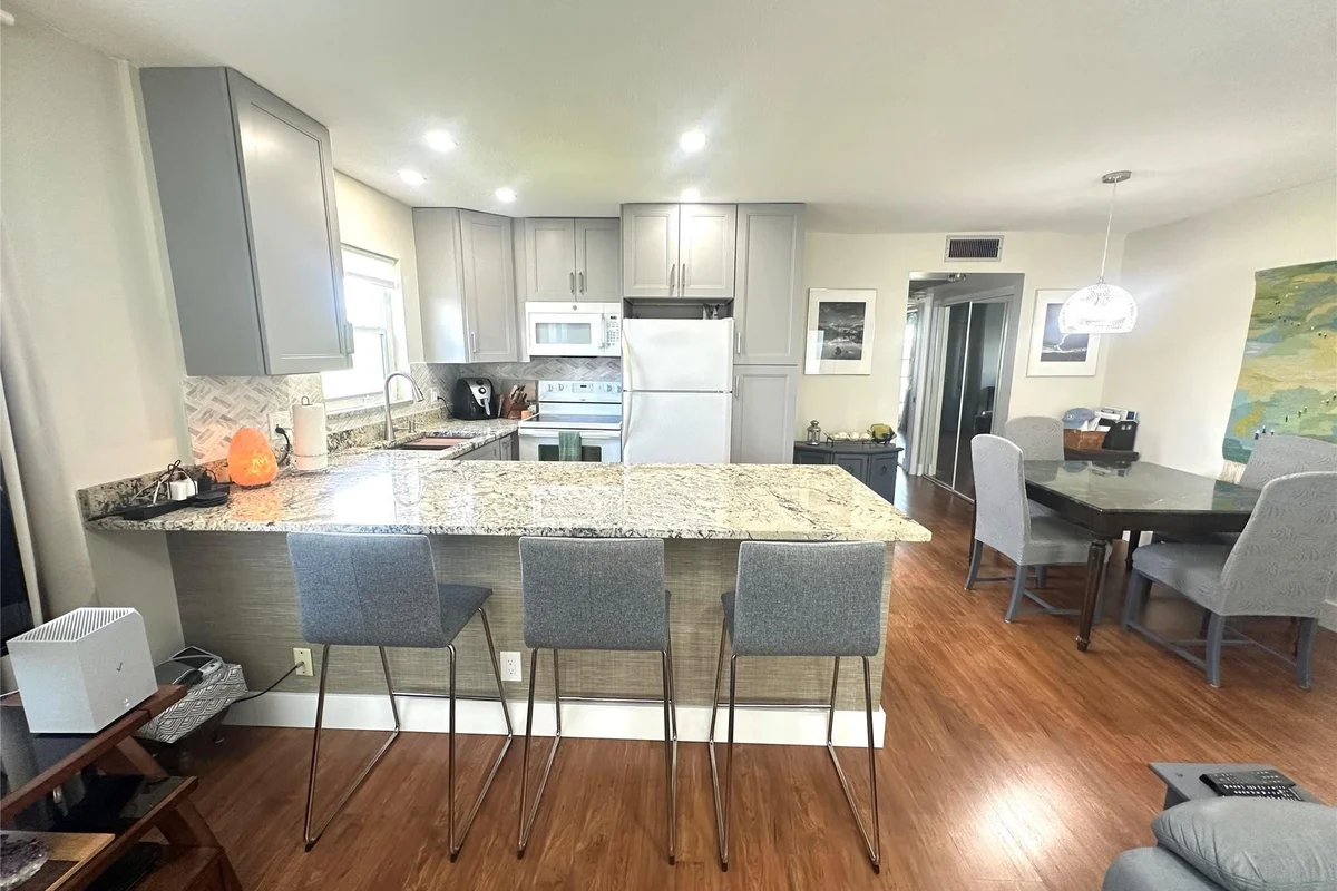 528 Tilford X, Deerfield Beach: photo 1 of 63