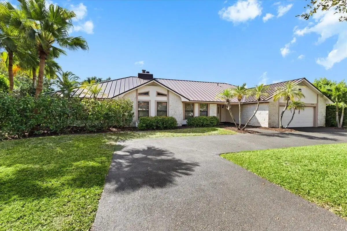 2350 NW 105th Ter, Coral Springs: photo 1 of 59