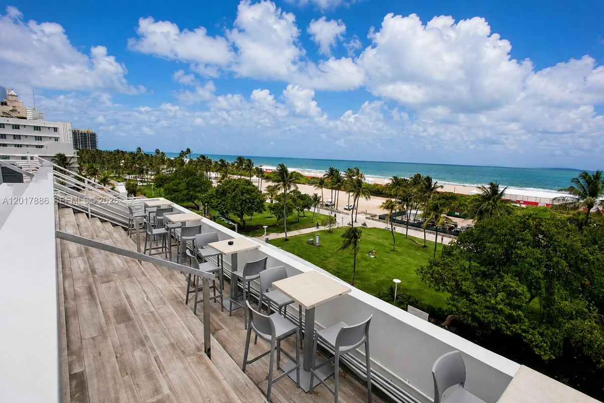1036 Ocean Dr #B308, Miami Beach: photo 1 of 10