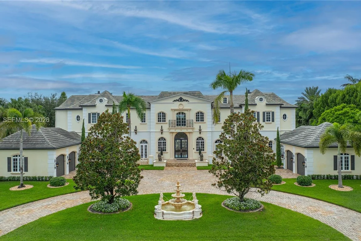 2951 Lake Ridge Ln, Weston: photo 1 of 60
