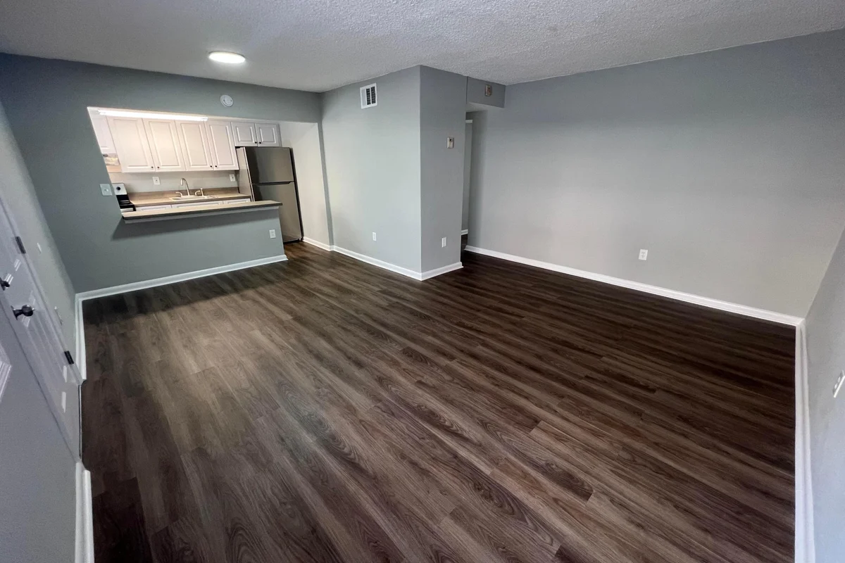 2561 NW 135th St #3, Opa-locka: photo 1 of 25