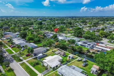 9940 Belgrade Rd, Cutler Bay: photo 1 of 31