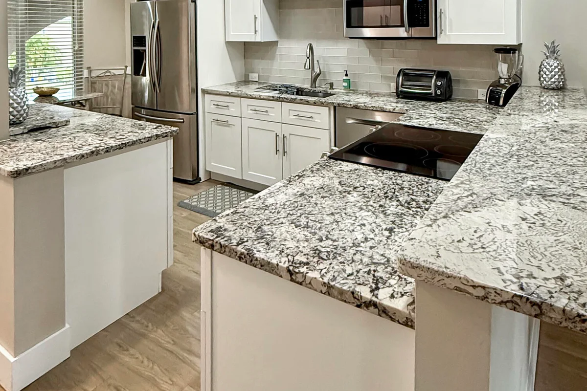 13916 Via Flora #F, Delray Beach: photo 1 of 9