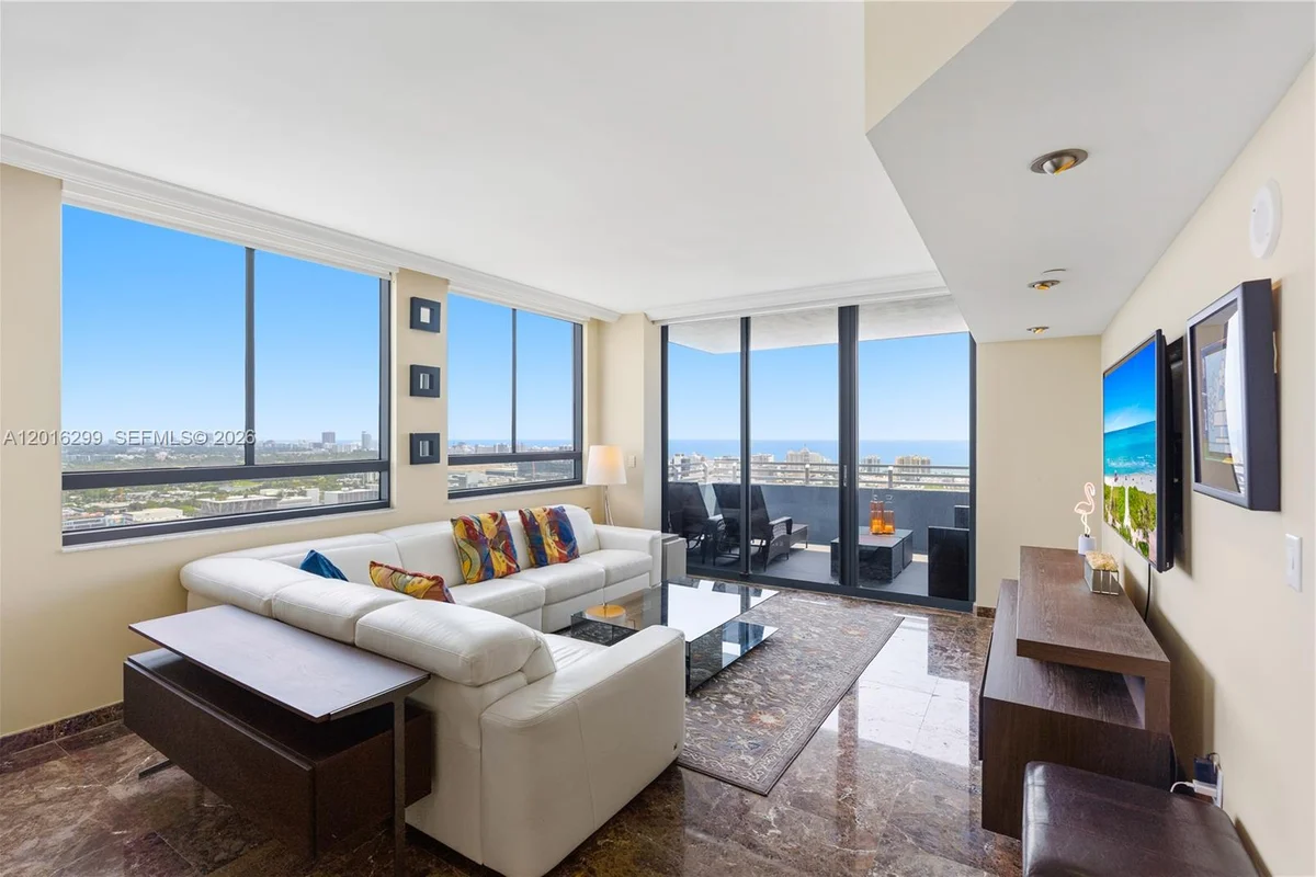 1330 West Ave #PH05, Miami Beach: photo 1 of 54