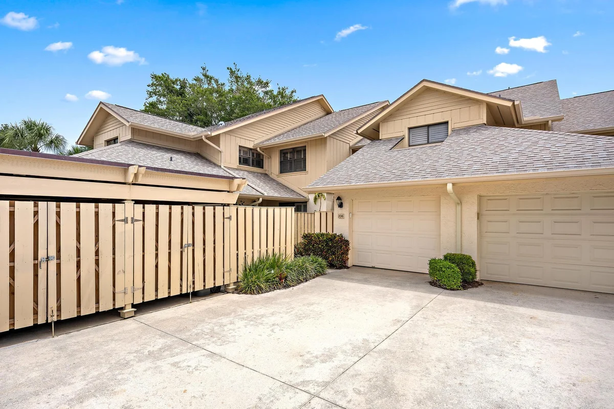 17165 Waterbend Dr #206, Jupiter: photo 1 of 25