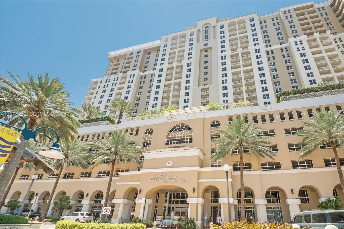 511 SE 5th Ave #704, Fort Lauderdale: photo 1 of 38
