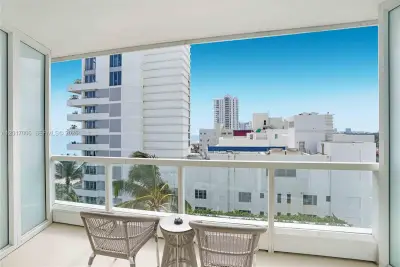 4391 Collins Ave #916, Miami Beach: photo 1 of 19